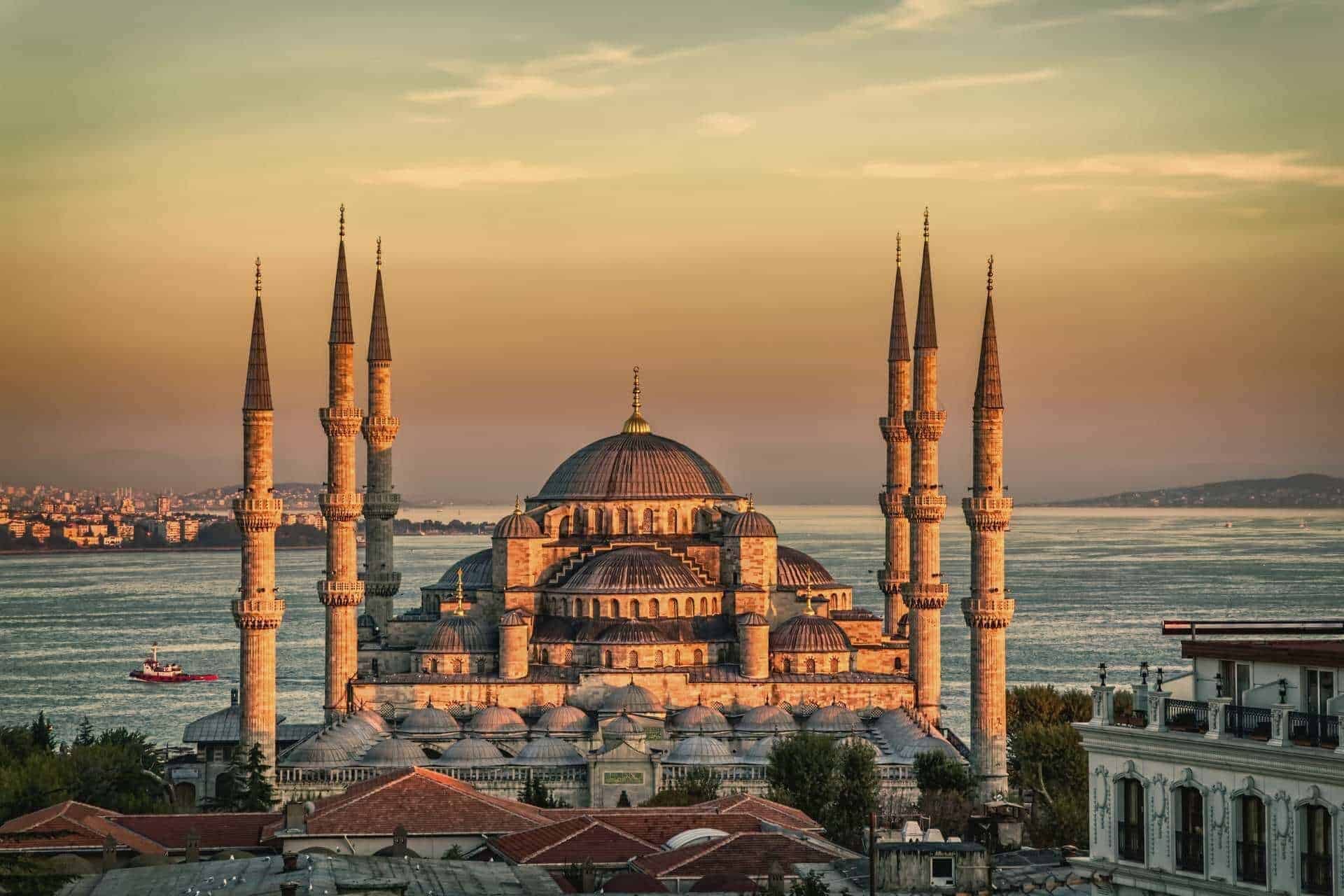 Best Hotels in Istanbul: Top Accommodations for a Luxurious Stay